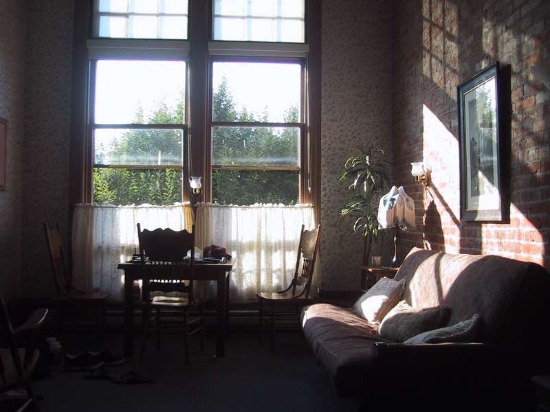 img_3555-palace_hotel_room